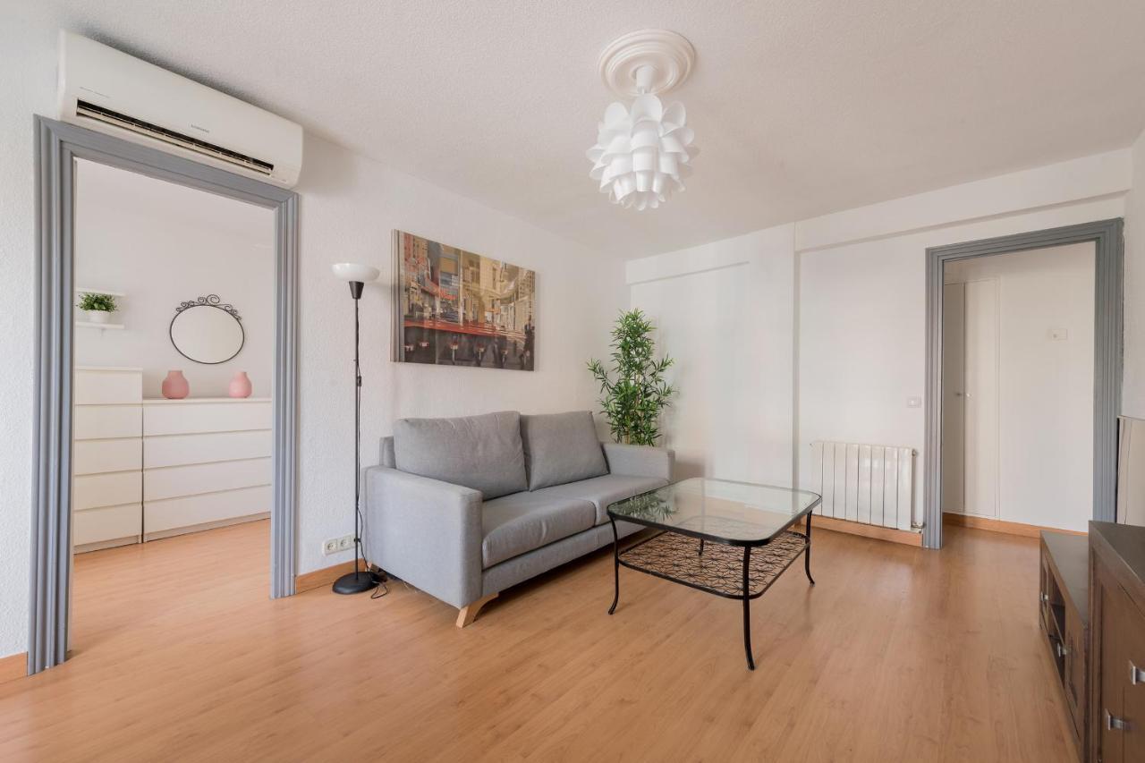 Apartmán Caja Magica Arrendamiento De Temporada Madrid Exteriér fotografie