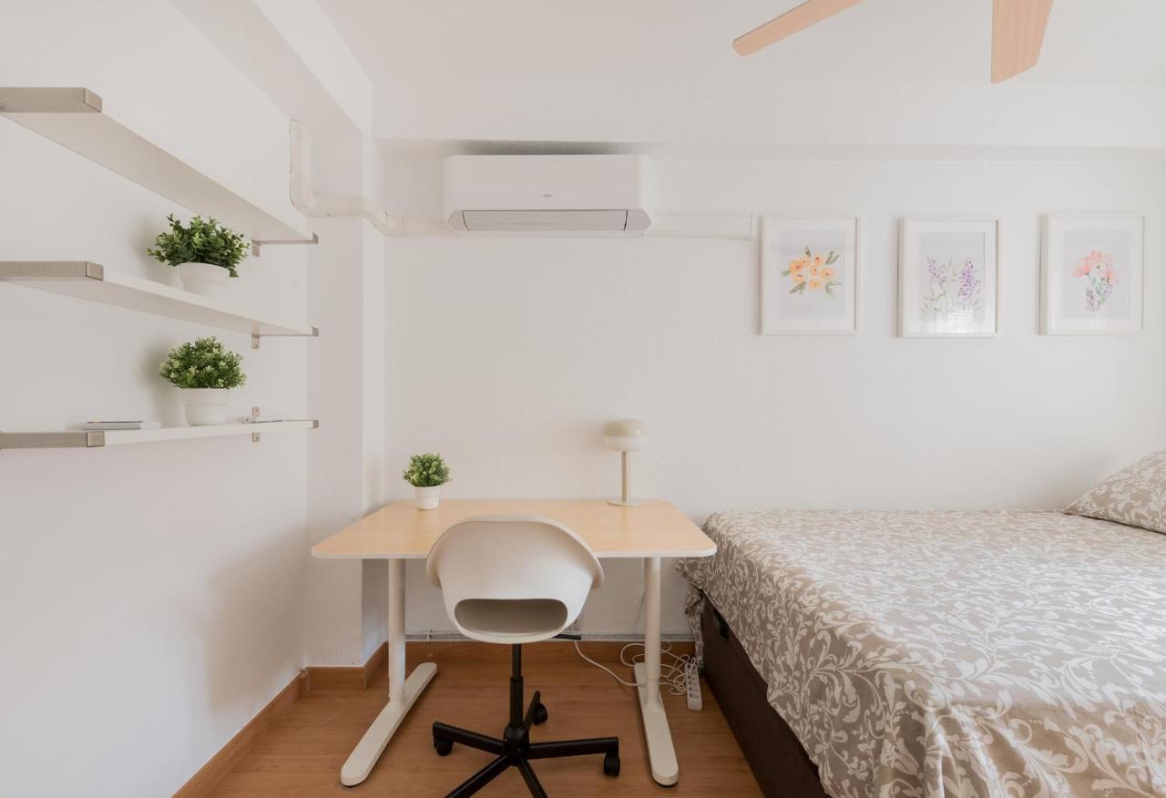 Apartmán Caja Magica Arrendamiento De Temporada Madrid Exteriér fotografie